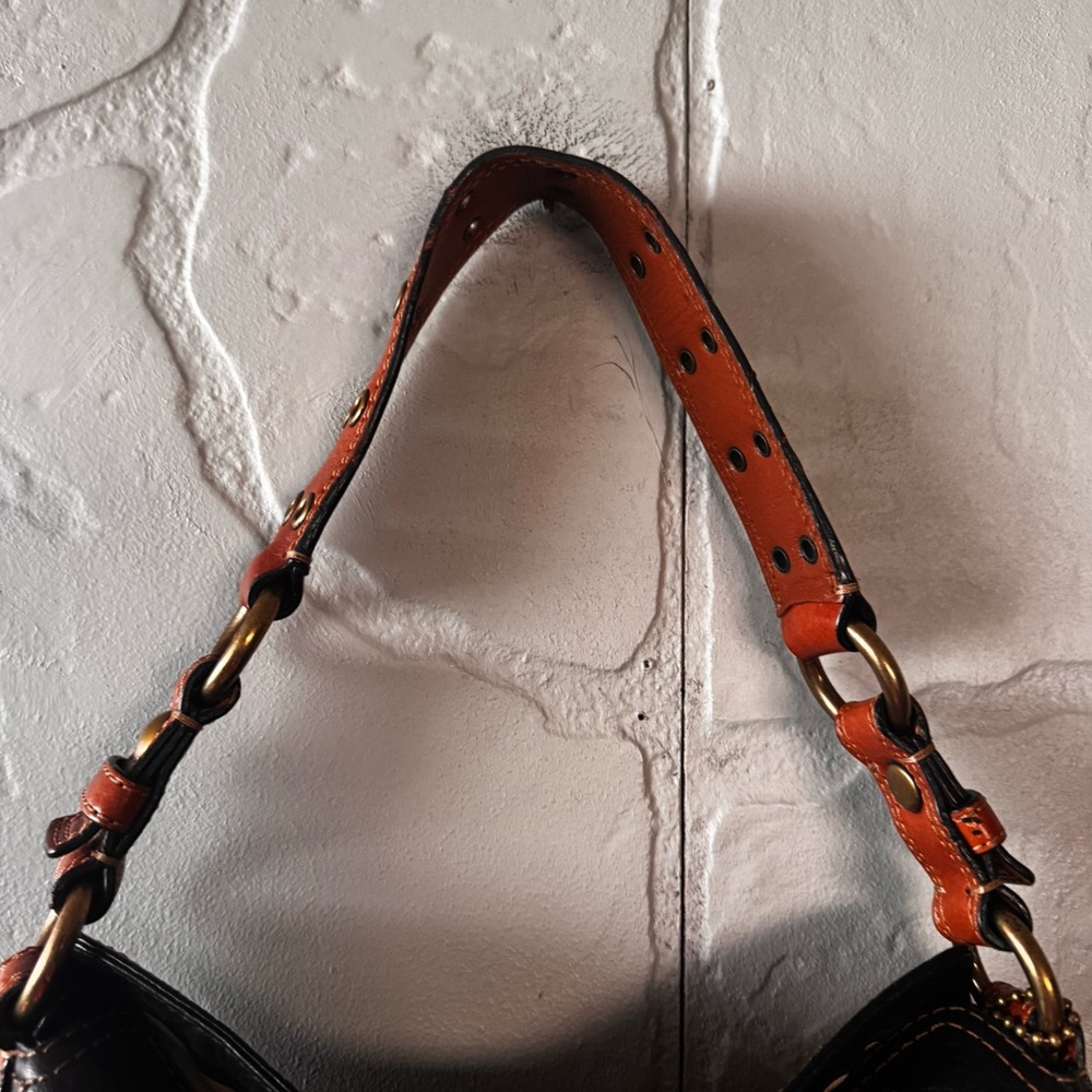 Coach Legacy Black Pebbled Leather Shoulder Bag, Vintage Style C0769-10958 - Picture 6 of 13
